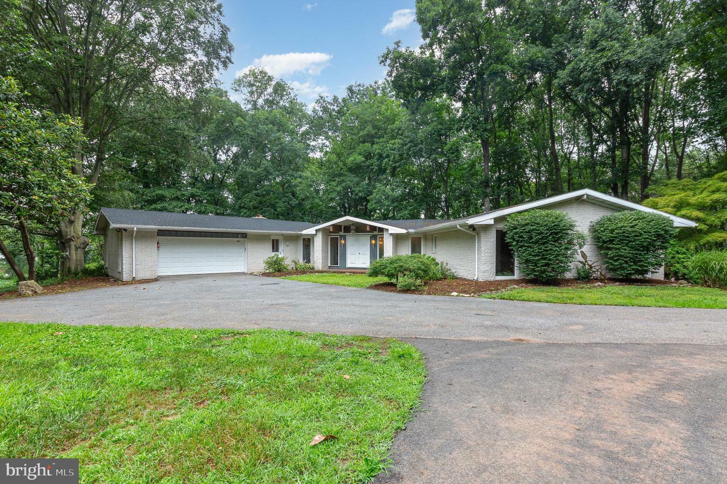 Property Photo: 2837 Conowingo Road MD 21015