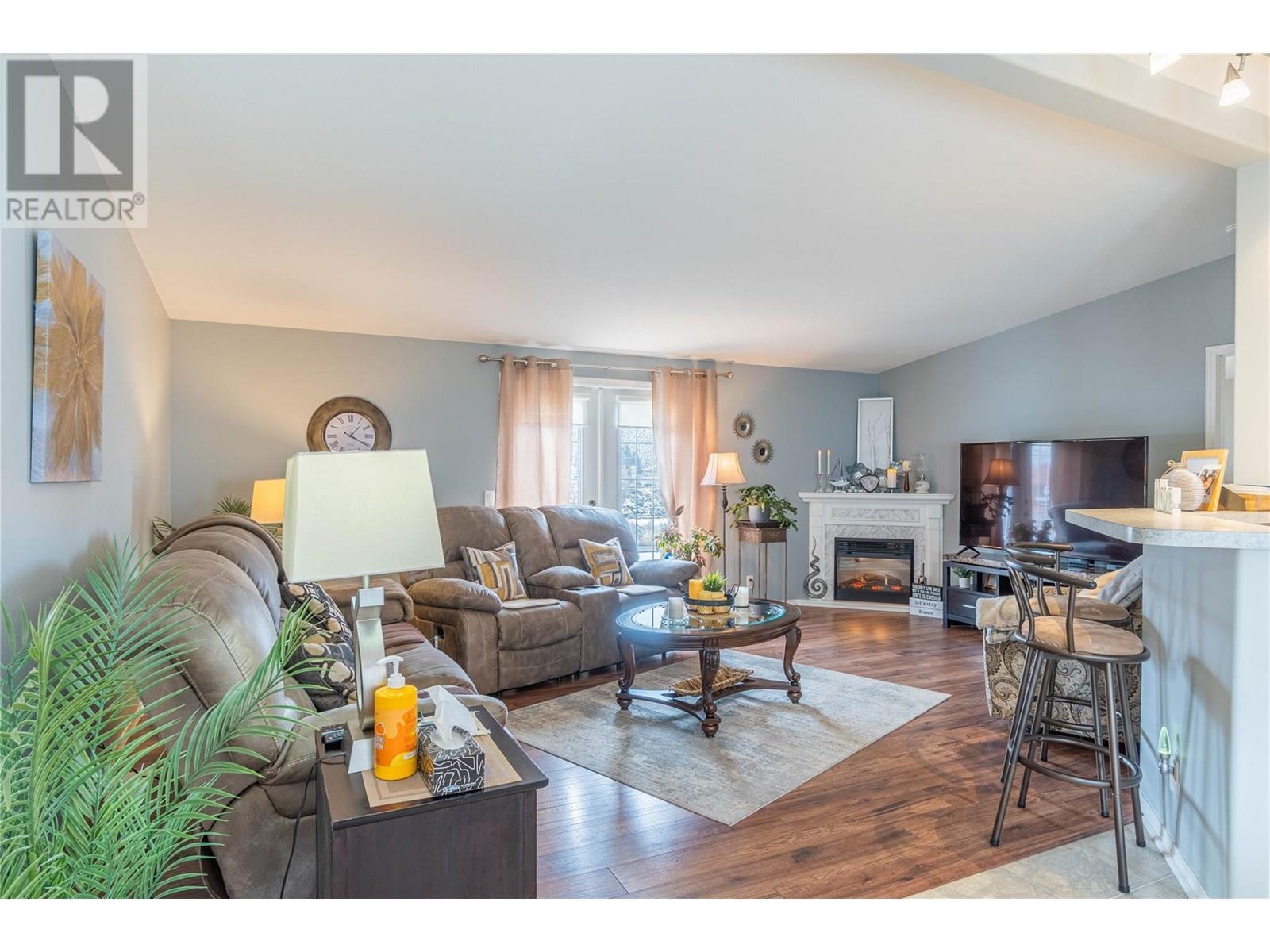 Property Photo:  768 Shuswap Road East 1  BC V2H 0A4 