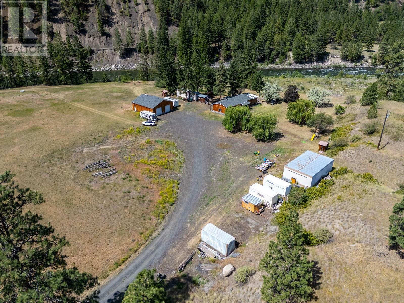Property Photo: 6097 Highway 3 Other BC V0X 1N1