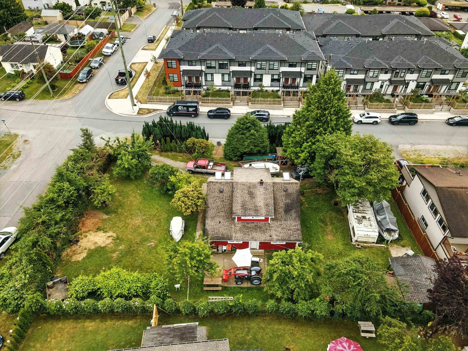 Property Photo: 32789 4 BC V2V 1R5