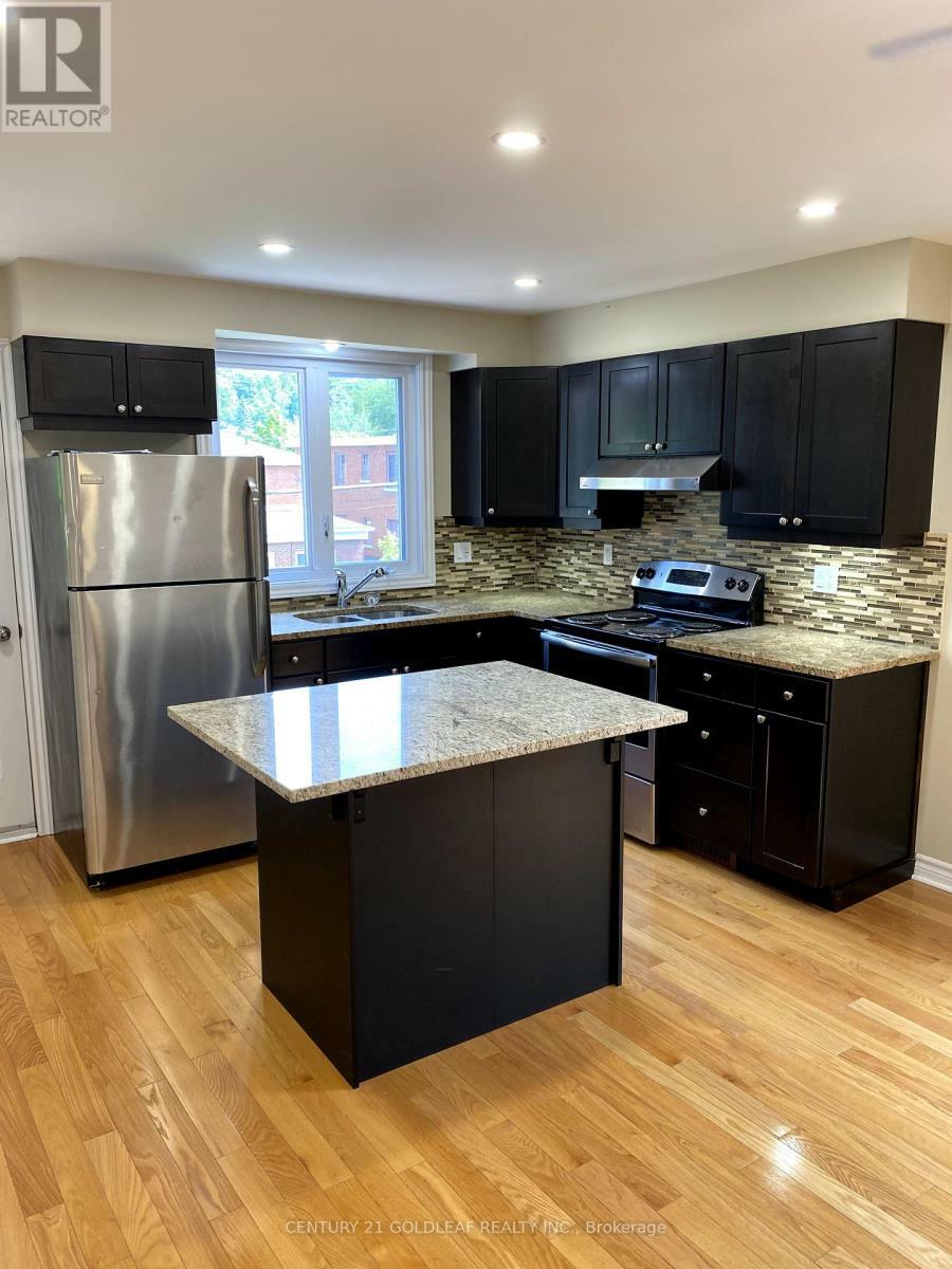 Photo de la propriété: 113 Marquette Avenue ON K1L 5J7