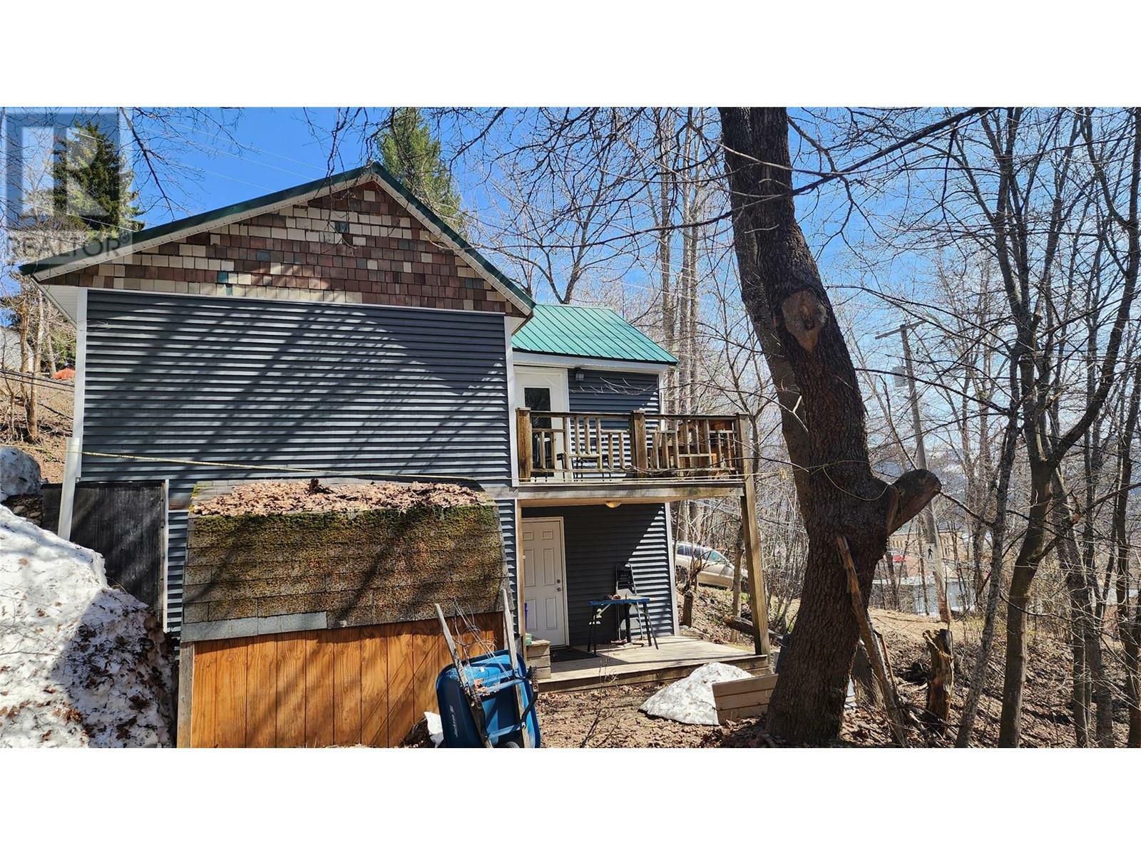 Property Photo: 2165 Spokane Street BC V0G 1Y0