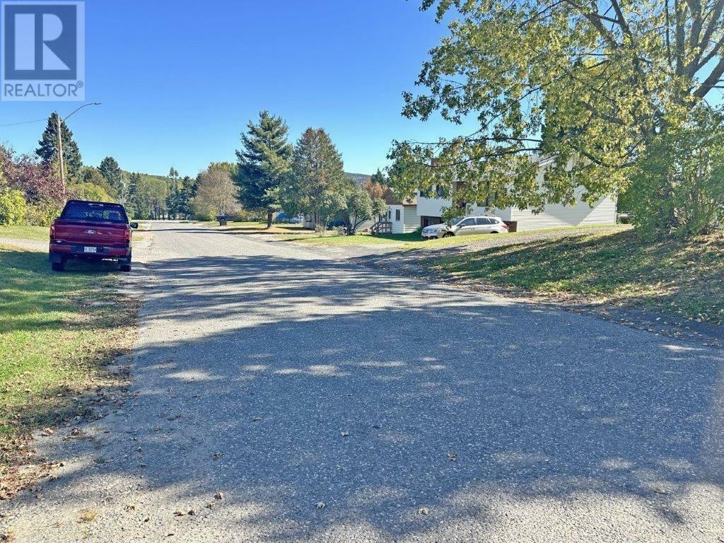 Property Photo: 96 Front Street ON P0T 2J0