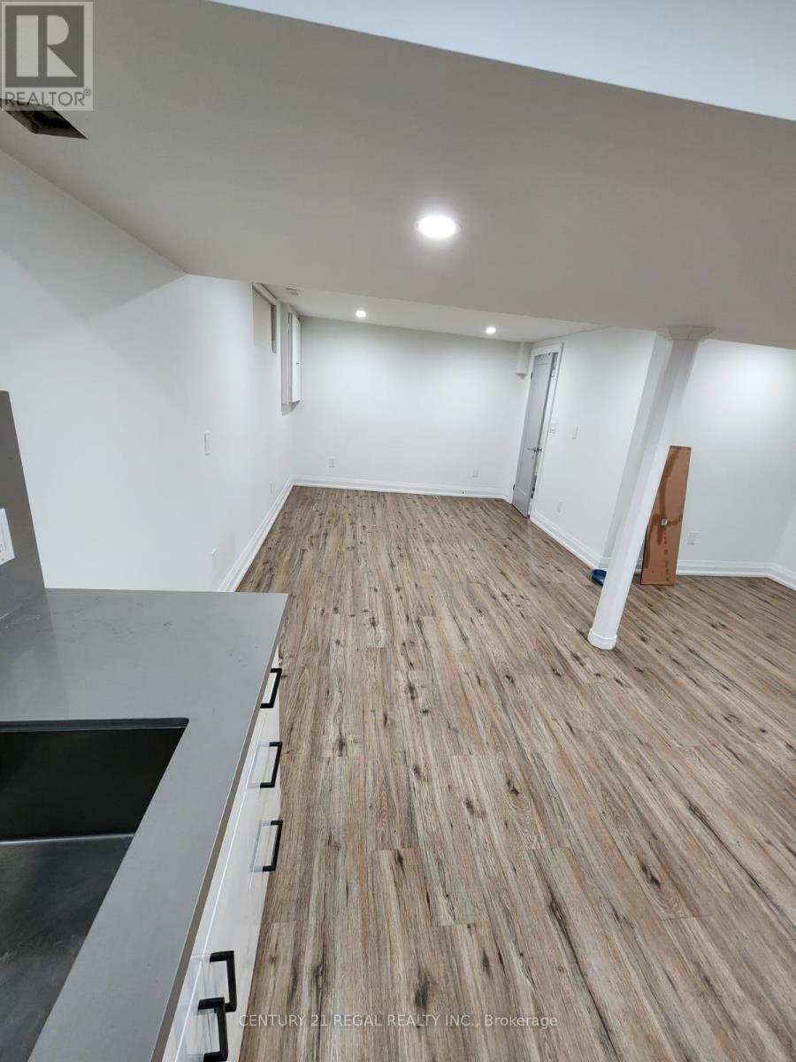 Property Photo: 2 Alicewood Court ON M9V 3Y2