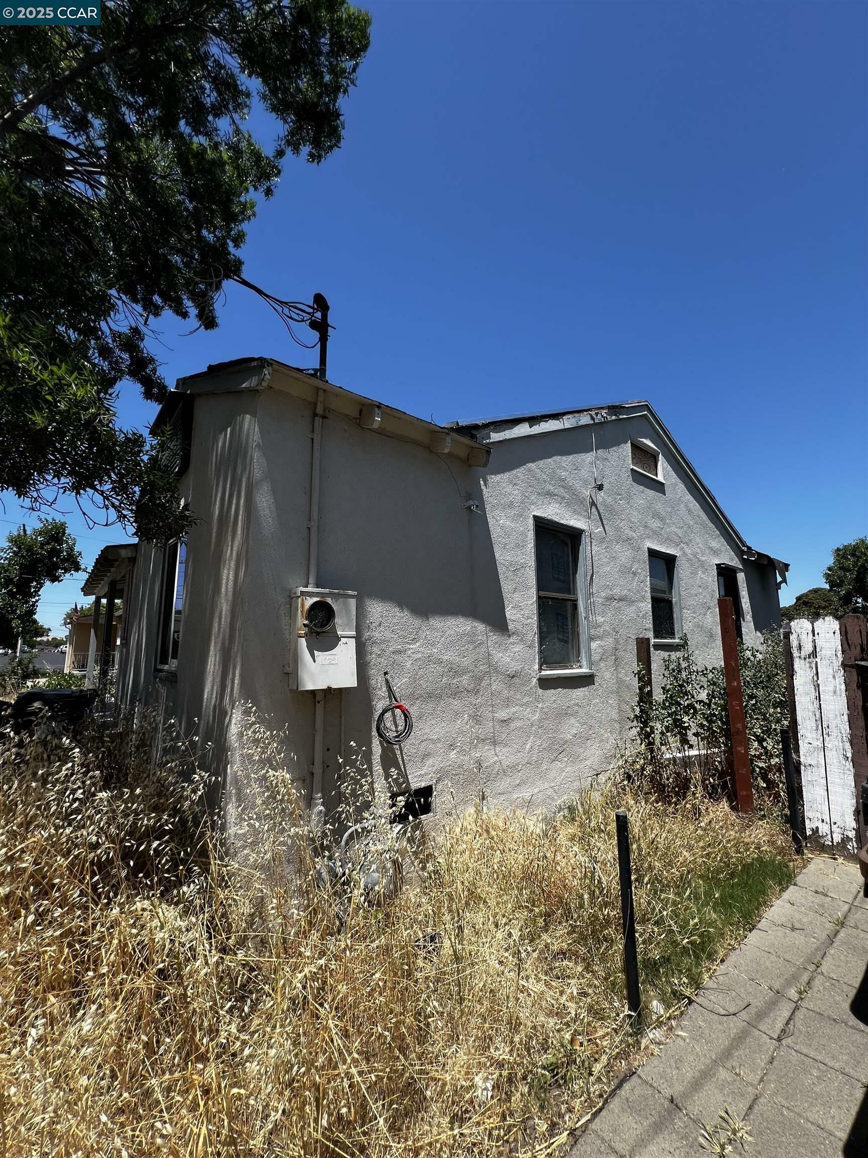 Property Photo:  540 W Madill St  CA 94509 
