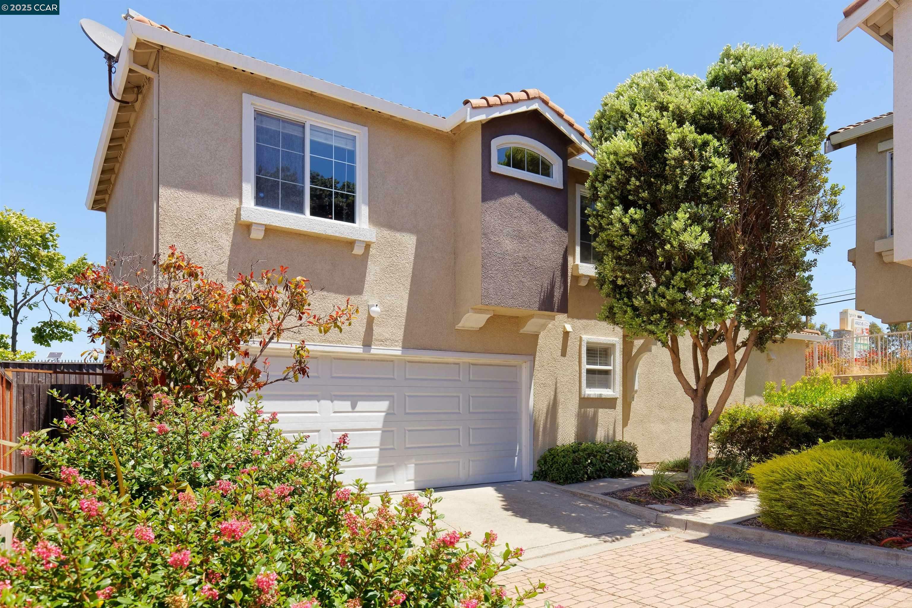 Property Photo:  1071 Newcastle Ct  CA 94806 