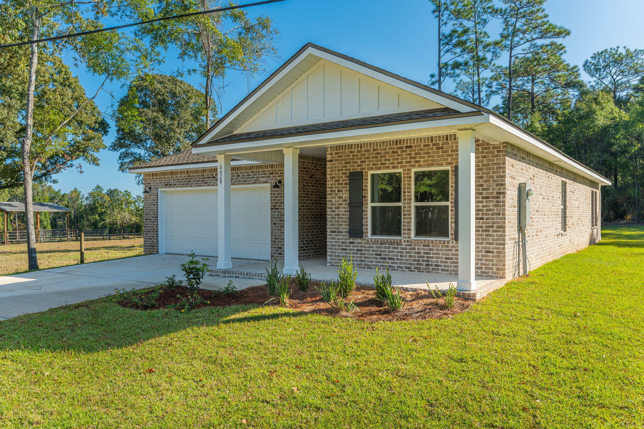 Property Photo: 3200 Oxmore Drive FL 32539