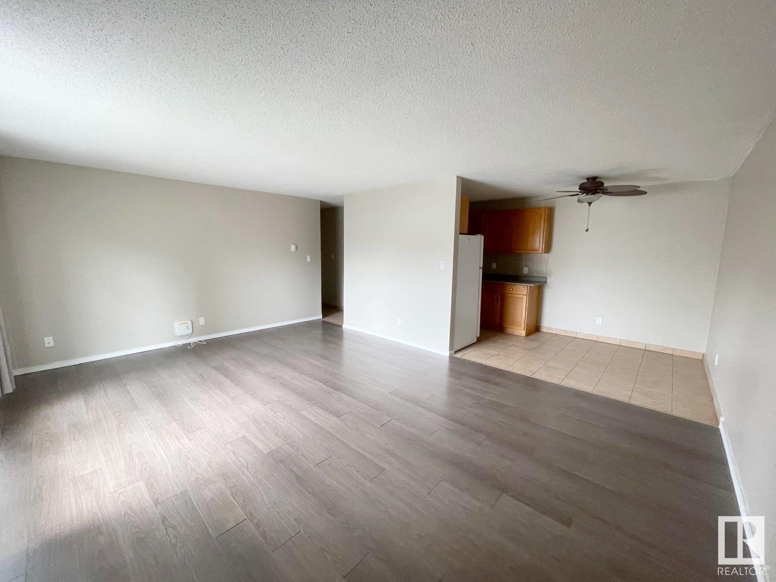 Property Photo: 2545 116 Street NW 103 AB T6J 3Z7