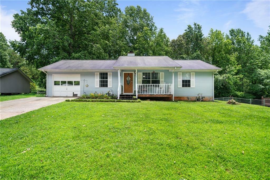 Property Photo:  5614 North Hall Place  GA 30564 