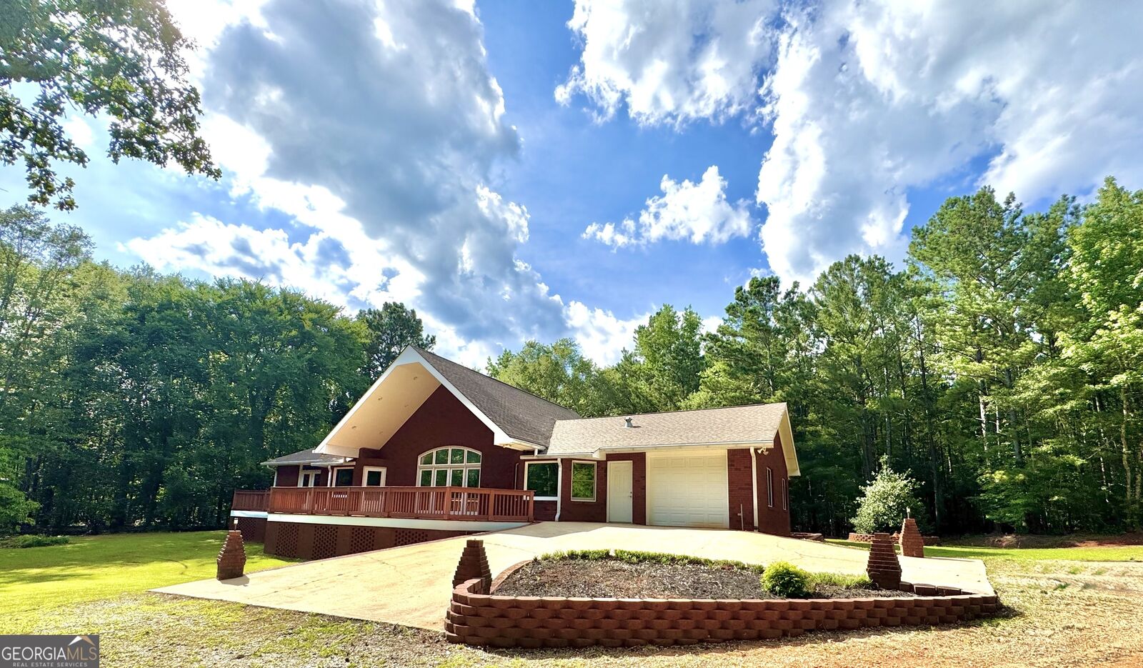 Property Photo: 1310 Deerwood Drive GA 30650