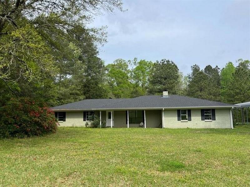 Property Photo: 1403 Philadelphia Road Road LA 71328