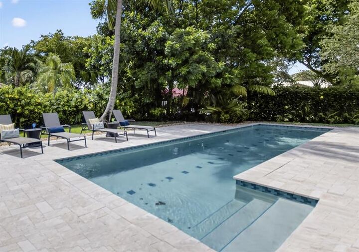 Property Photo: 250 Deer Creek Woodlake Ln FL 33442