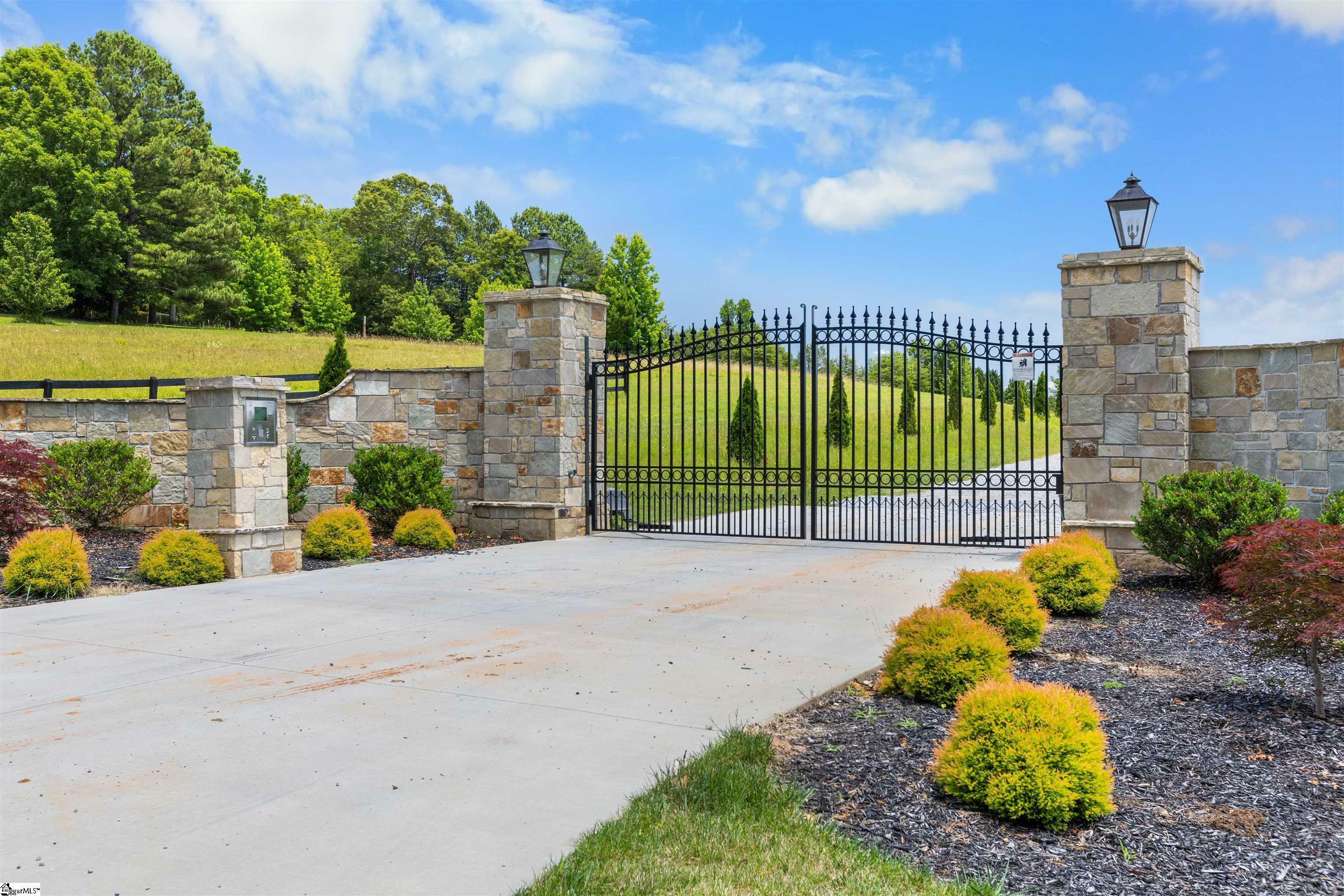 Property Photo: 621 Bascule Ridge Lane SC 29322