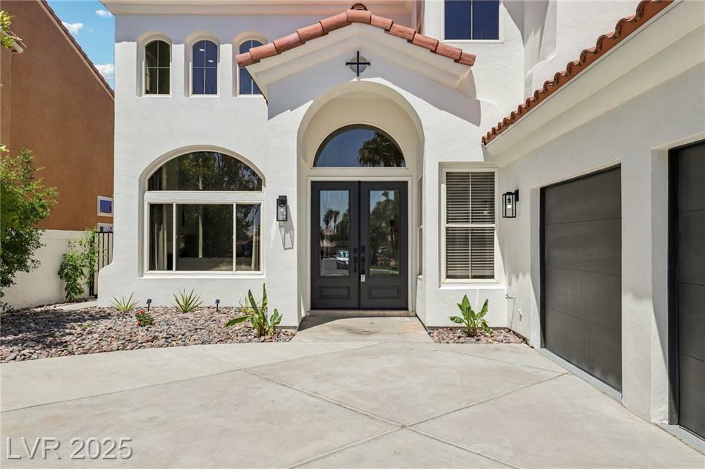 Property Photo: 2469 Sun Reef Road NV 89128