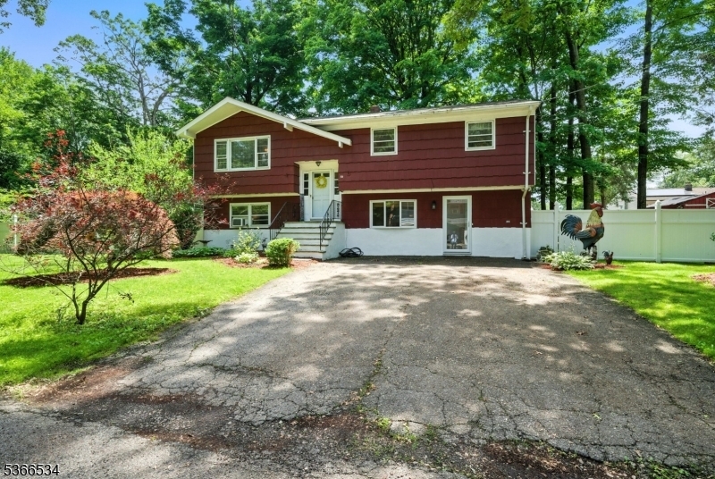 Property Photo: 54 Pine Ln NJ 07480