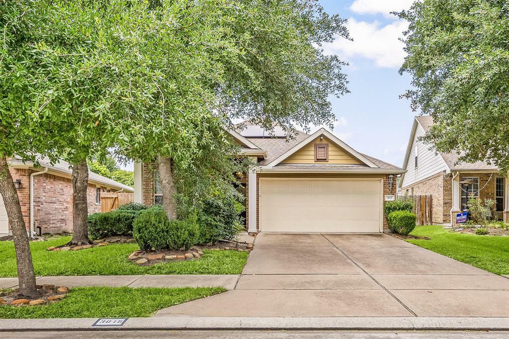 Property Photo: 3015 Crescent Oaks Park Lane TX 77386