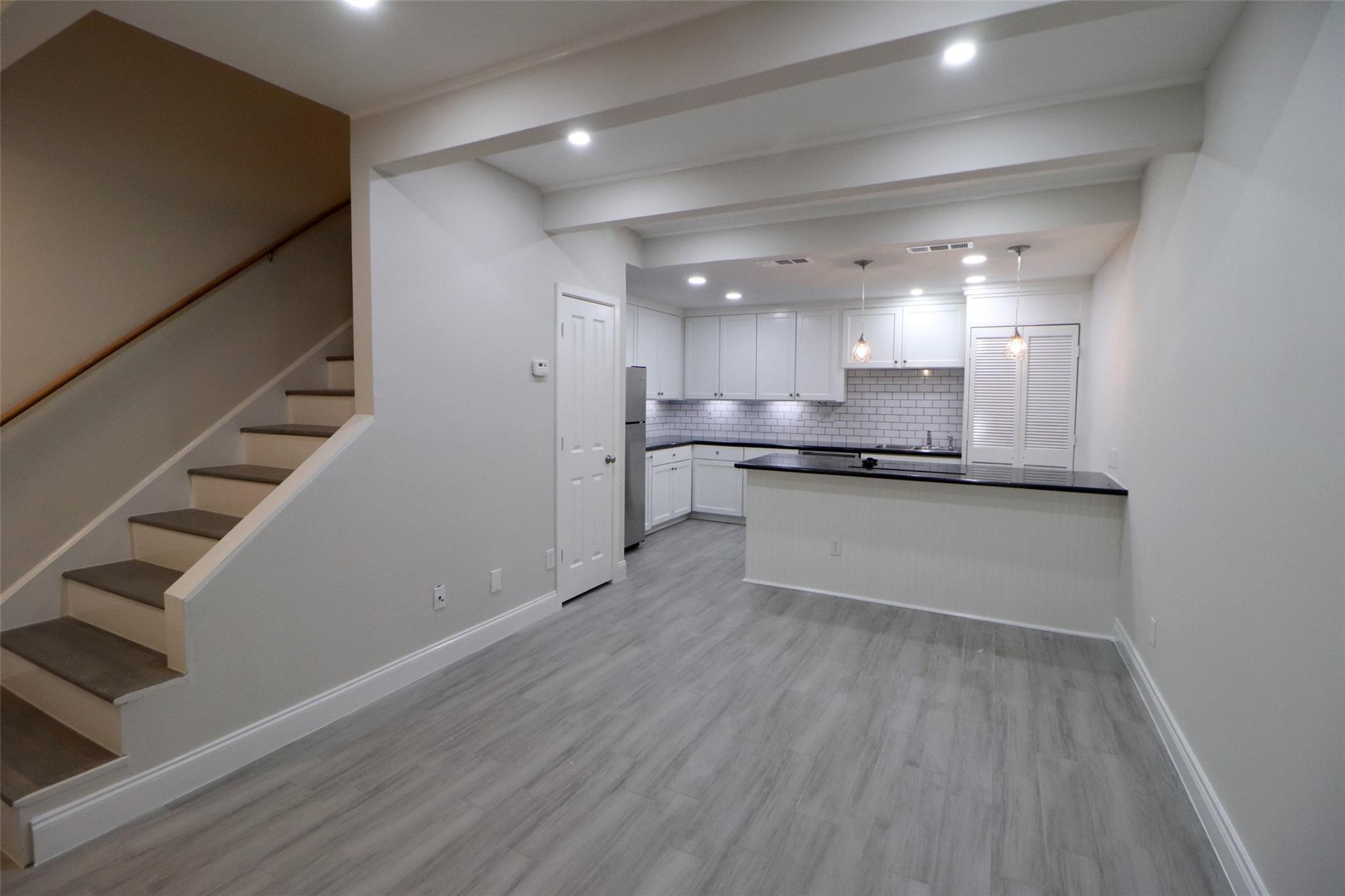 Property Photo:  5929 Queensloch Drive 115  TX 77096 