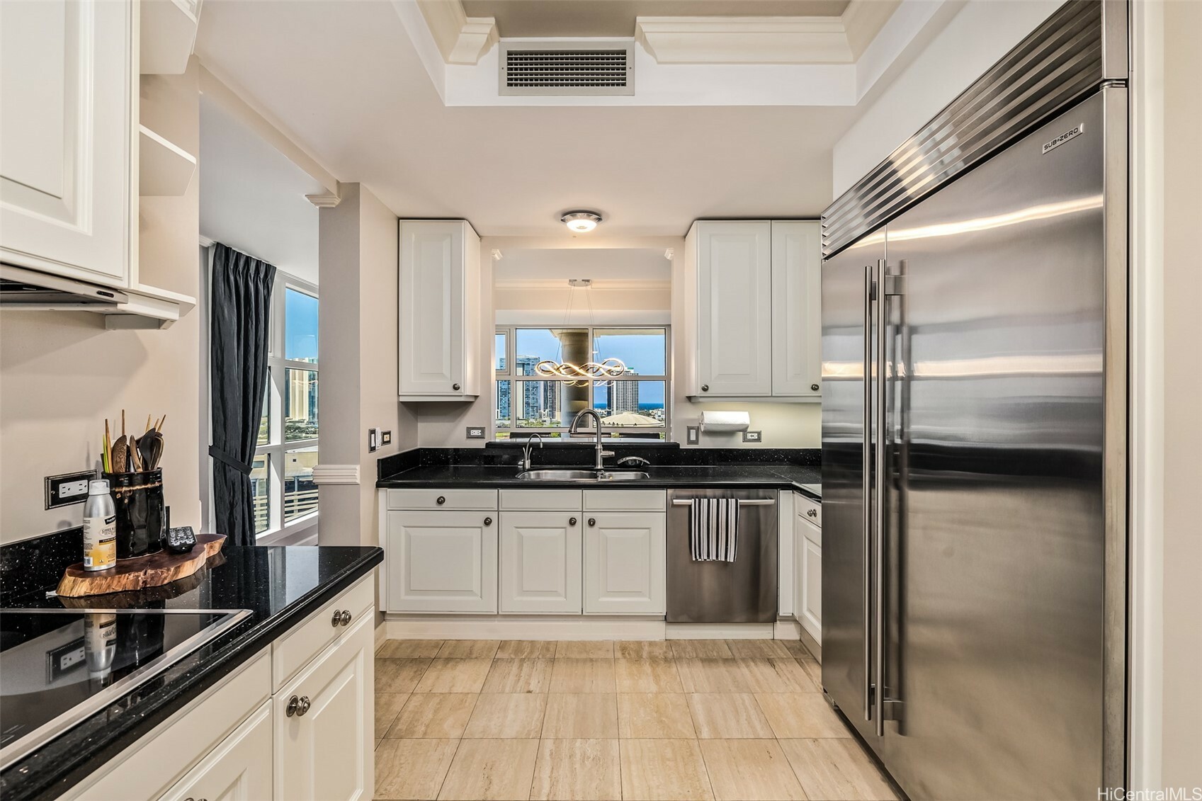 Property Photo: 1080 S Beretania Street Ph 3 HI 96814