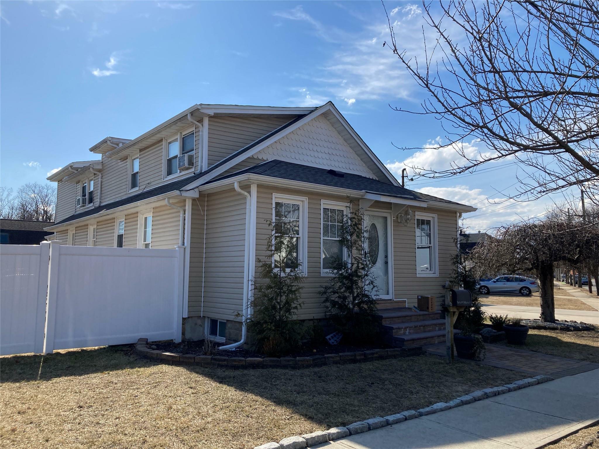 Property Photo: 240 Grant Avenue NY 11735