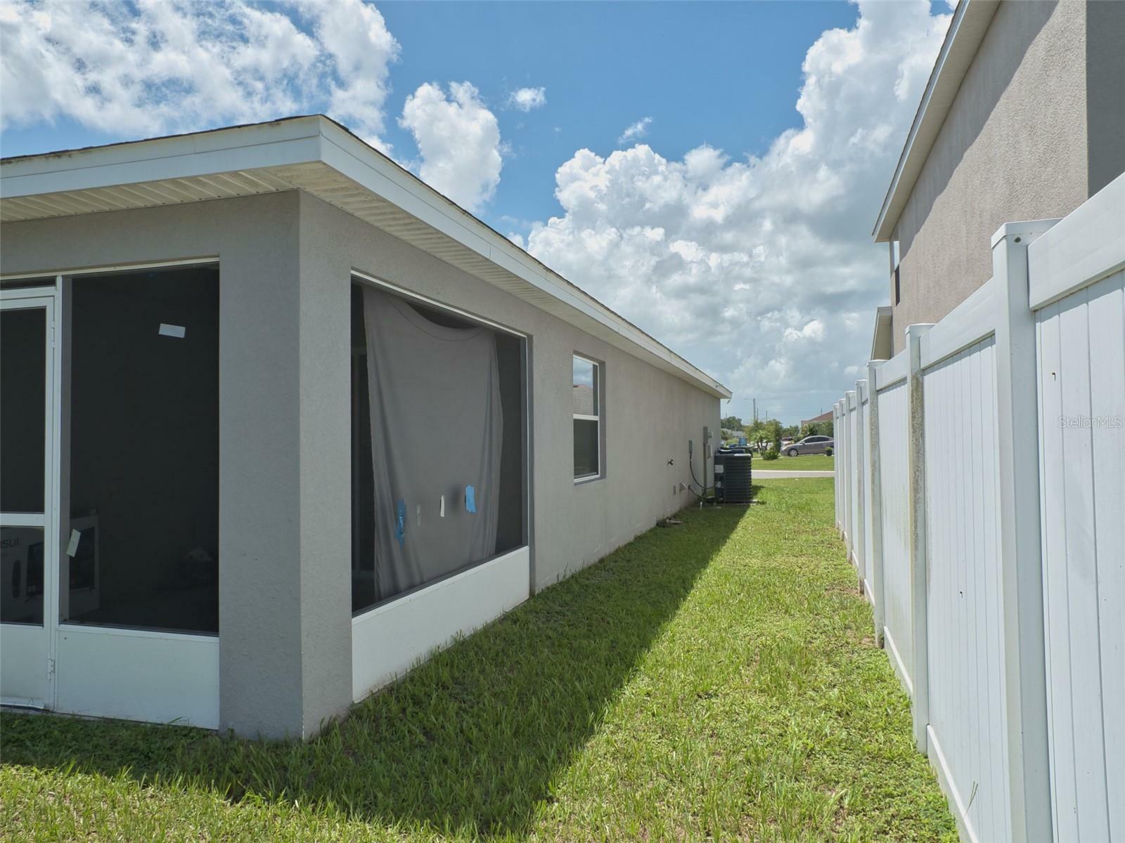 Property Photo: 546 Lorient Drive FL 33839