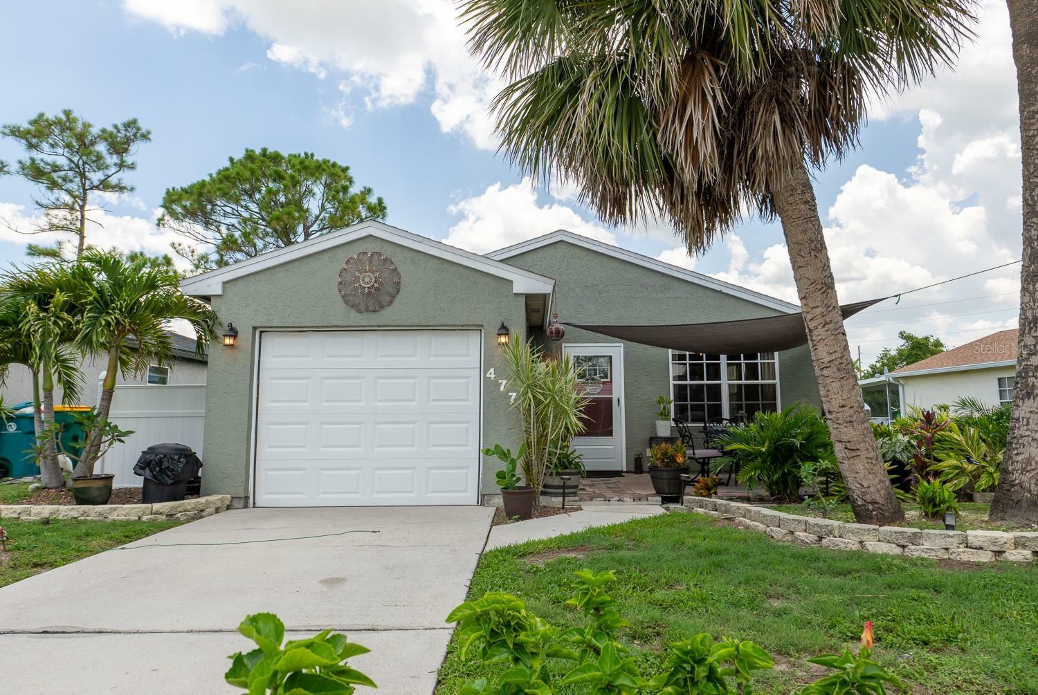 Property Photo: 477 Ricold Terrace FL 33954