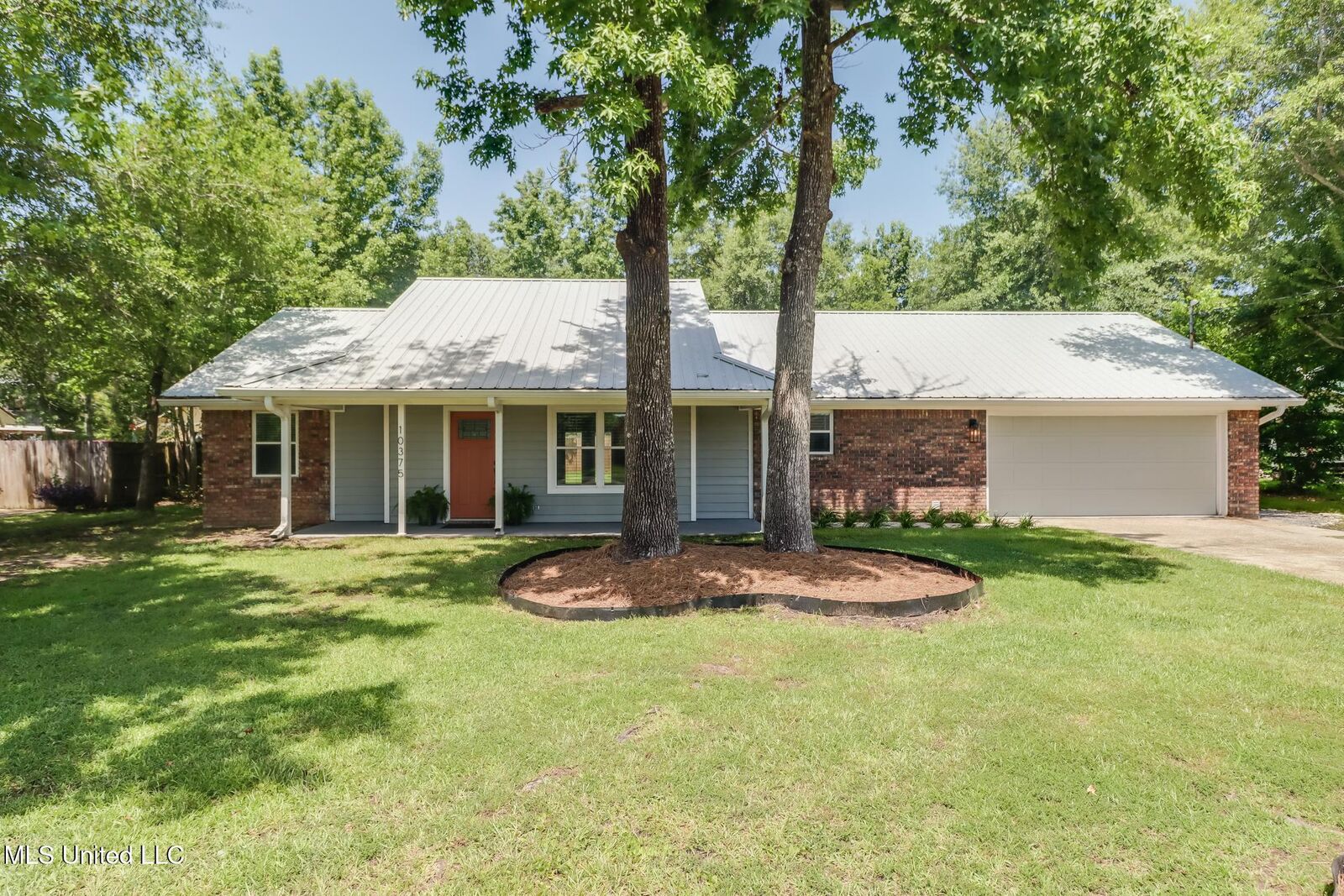 Property Photo:  10375 Pin Oak Drive  MS 39532 