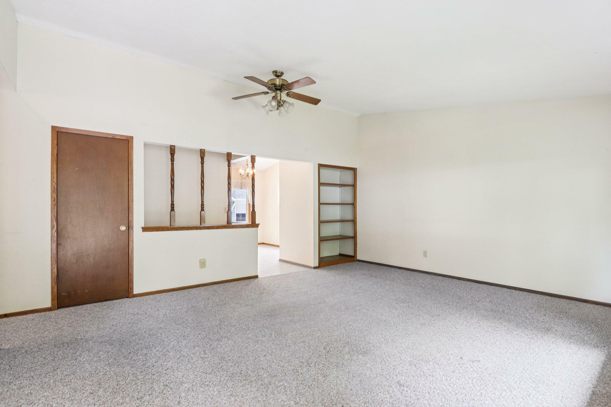 Property Photo:  605 Norwood Ct  WI 53188 