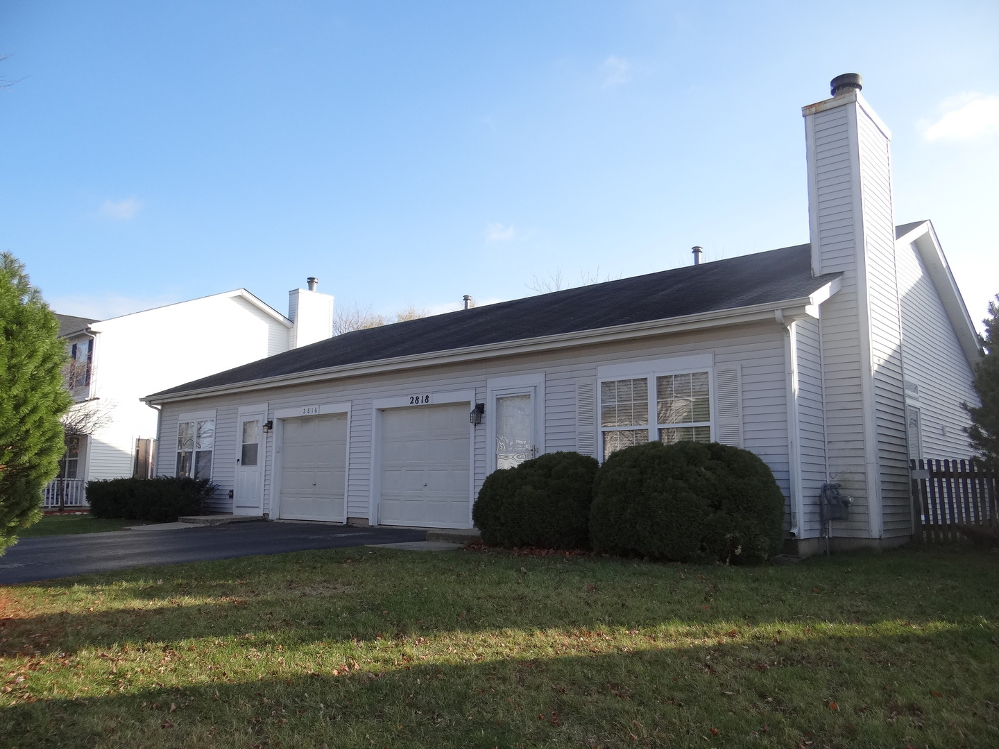 Property Photo: 2818 Alameda Court 2818 IL 60564
