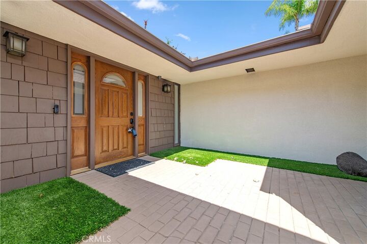 Property Photo: 9411 Friendly Woods Lane CA 90605