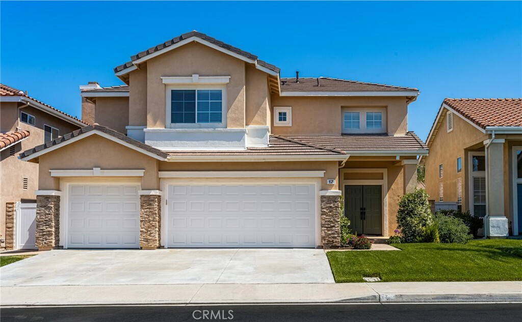 Property Photo: 17 Marseille Way CA 92610