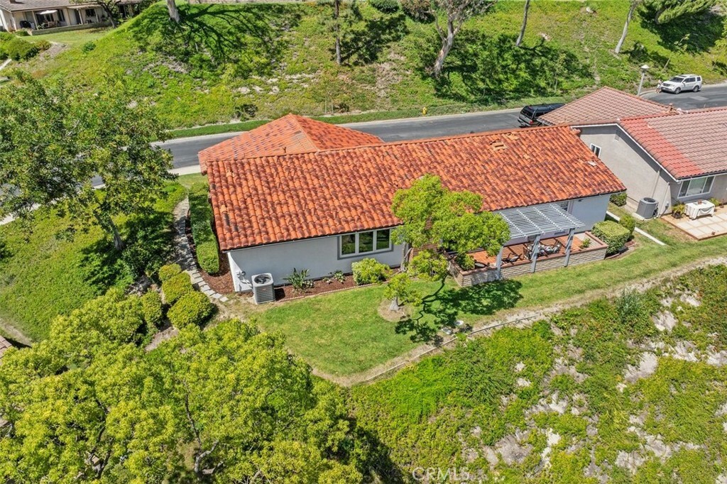 Property Photo: 27992 Via Chocano CA 92692