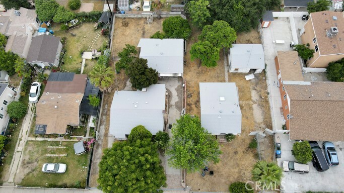 Property Photo: 15220 Saticoy Street CA 91405