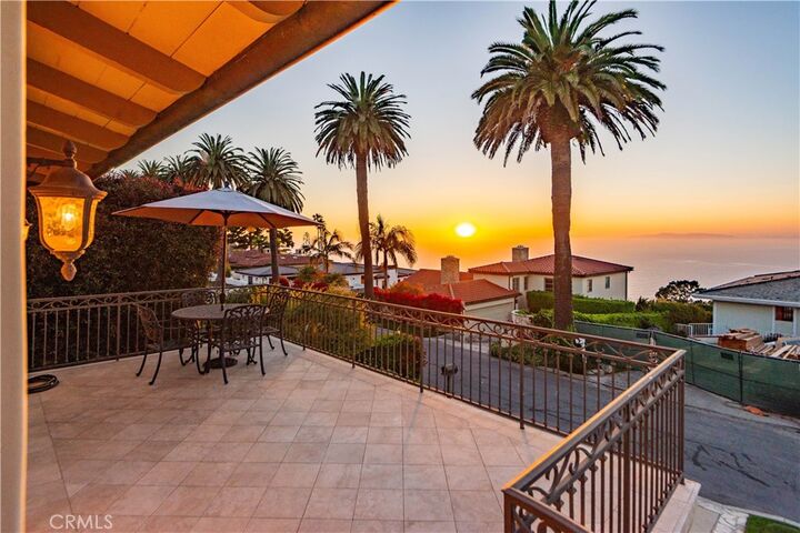 Property Photo:  869 Rincon Lane  CA 90274 