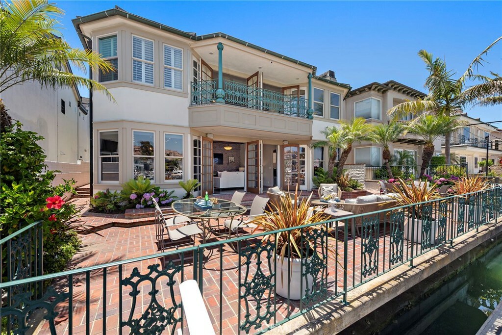 648 Harbor Island Drive  Newport Beach CA 92660 photo
