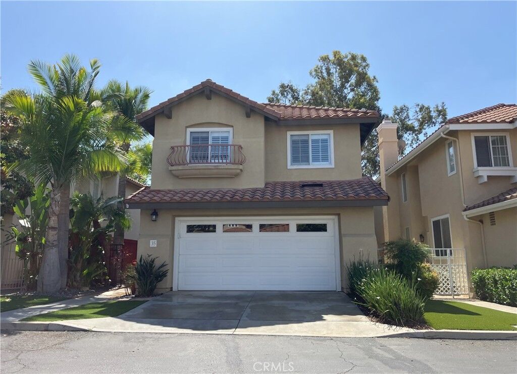 Property Photo: 35 Via Caseta CA 92688