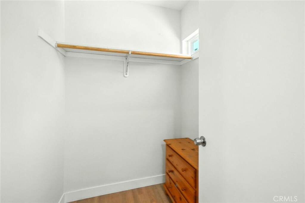 Property Photo: 9221 Swinton Ave CA 91343