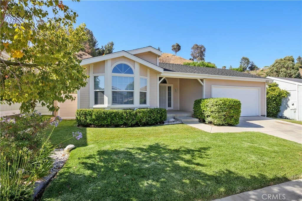 Property Photo: 20197 Canyon View Drive CA 91351