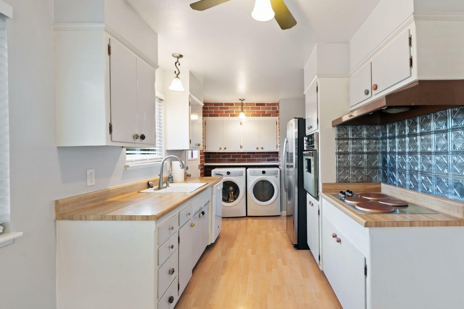 Property Photo: 7493 Red Willow Street CA 95822
