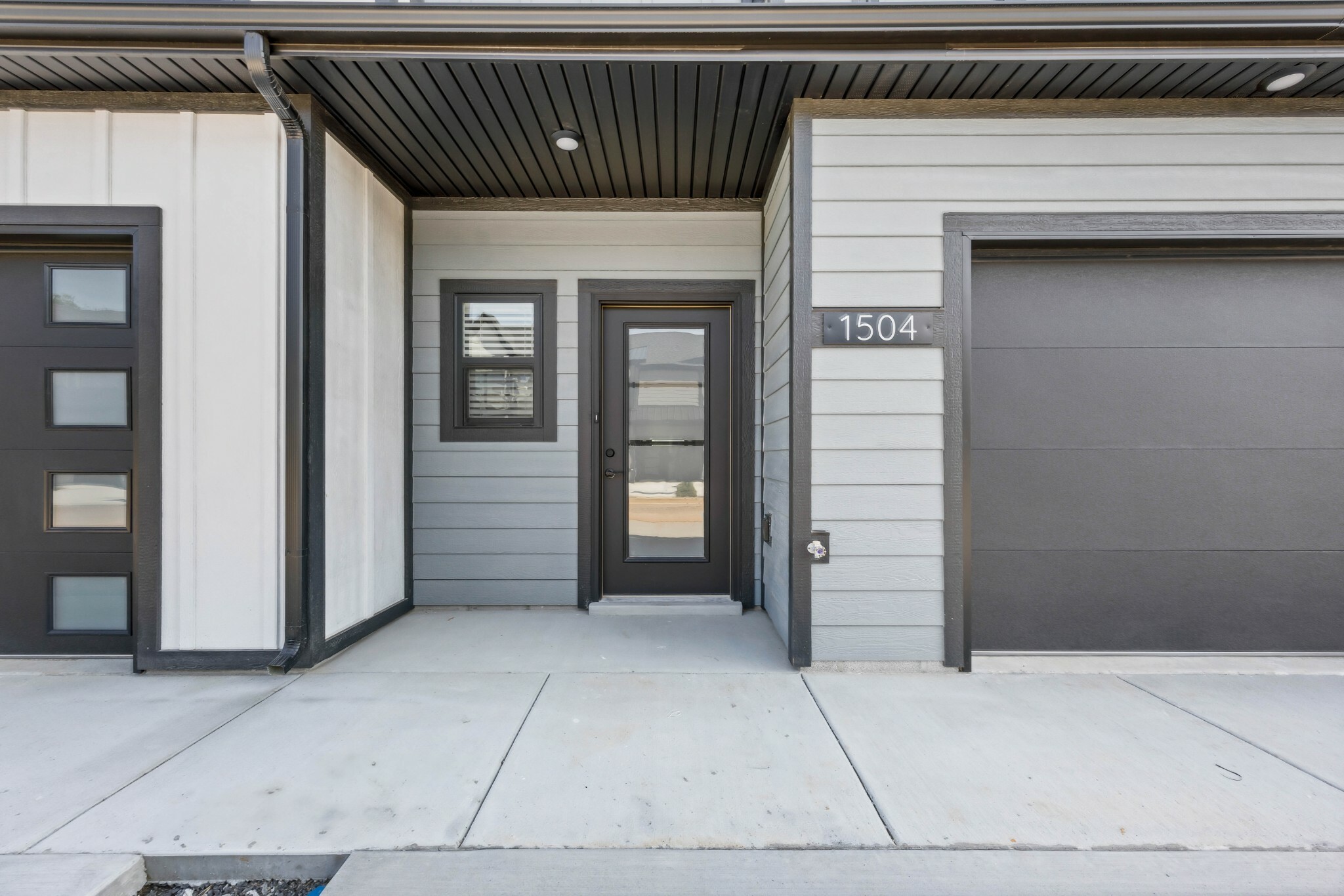 Property Photo: 1504 Jonathan Wade Circle TN 37043