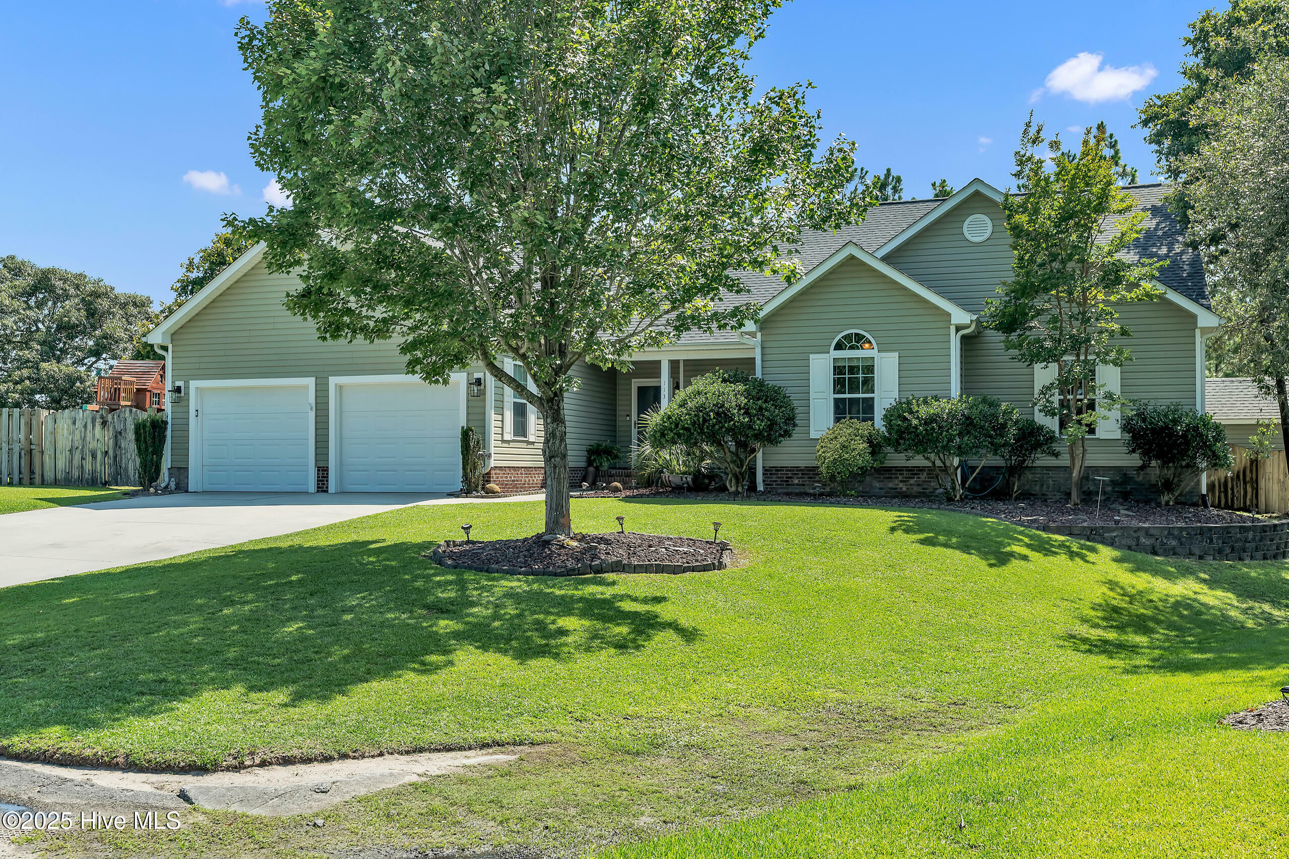 Property Photo: 113 Tifton Circle NC 28584