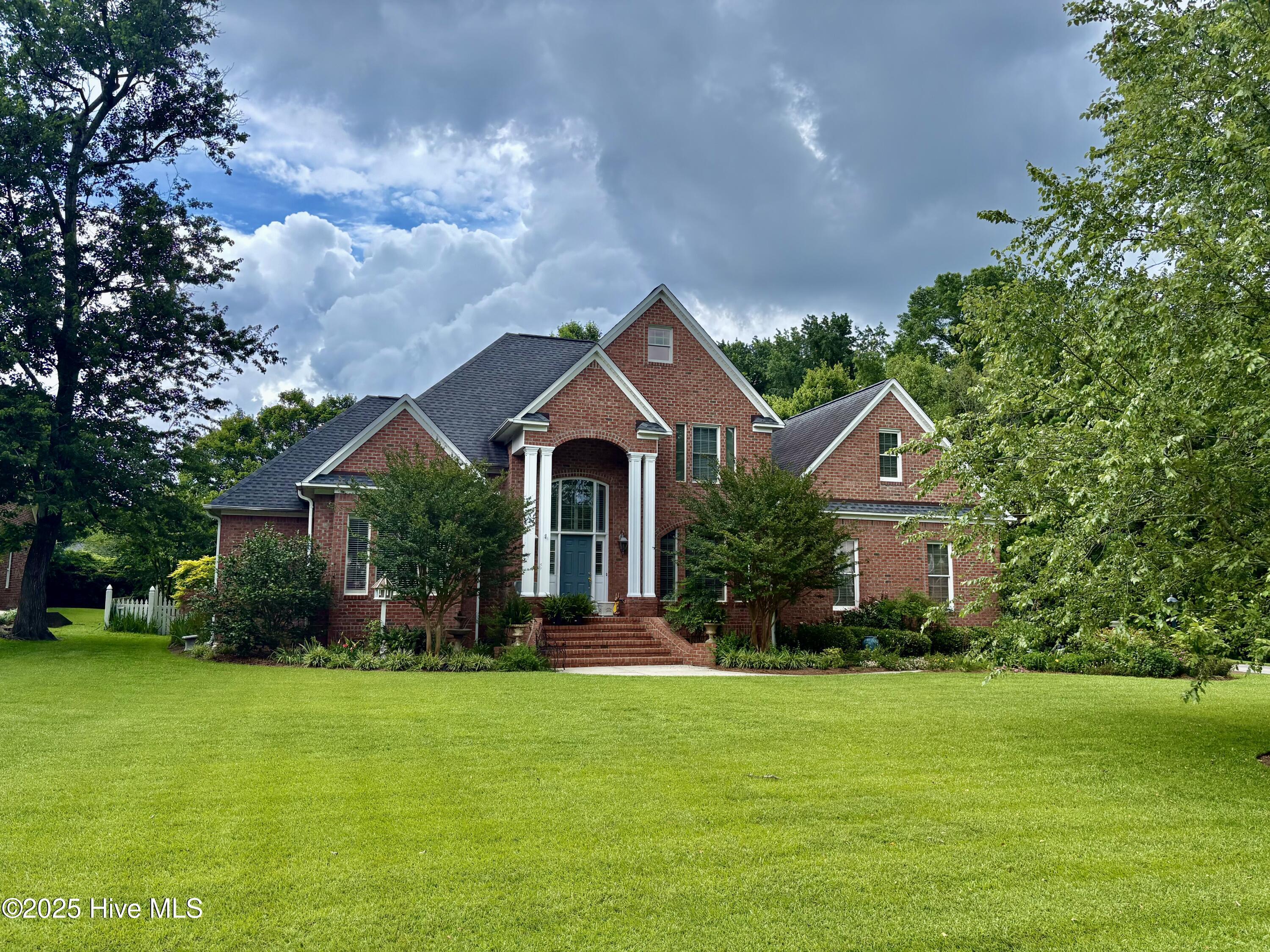 Property Photo: 1009 Colleton Way NC 28562