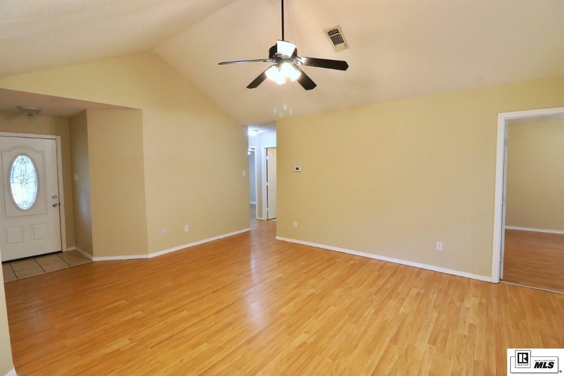 Property Photo: 801 Laura Lane LA 71270