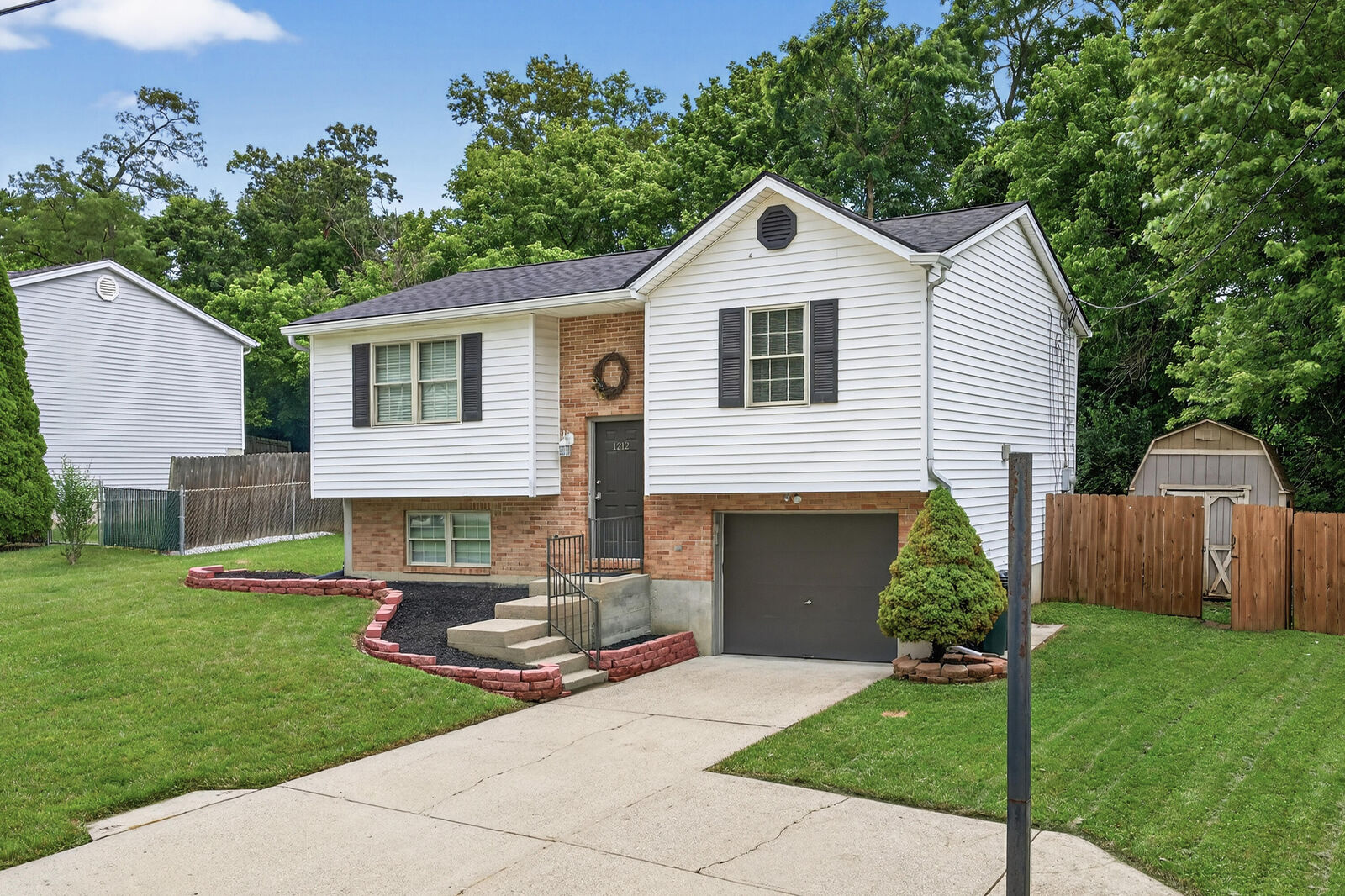Property Photo:  1212 Leslie Marie Court  KY 41018 