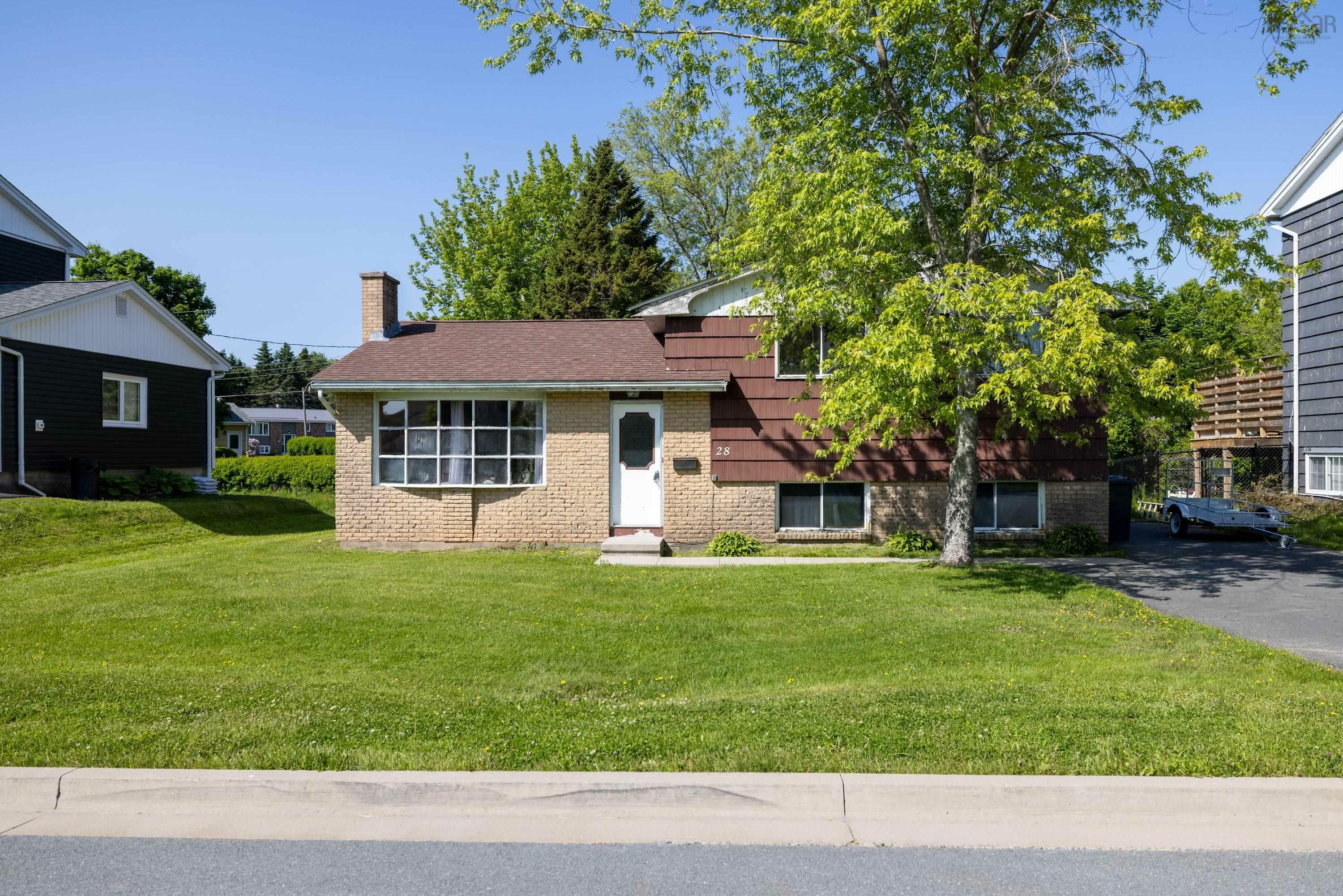 Photo de la propriété: 28 Hollyoake Lane NS B2V 1L7