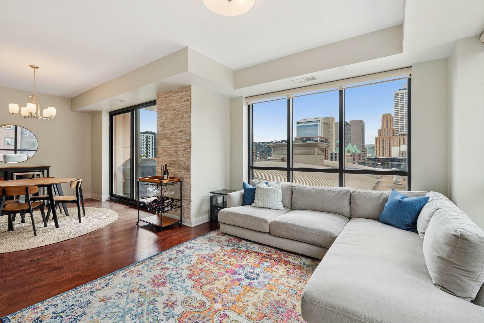Property Photo: 100 3rd Avenue S 706 MN 55401