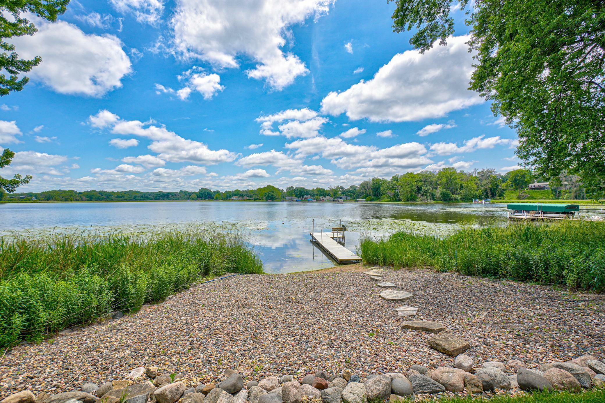 Property Photo: 926 N Kohlman Lane MN 55109