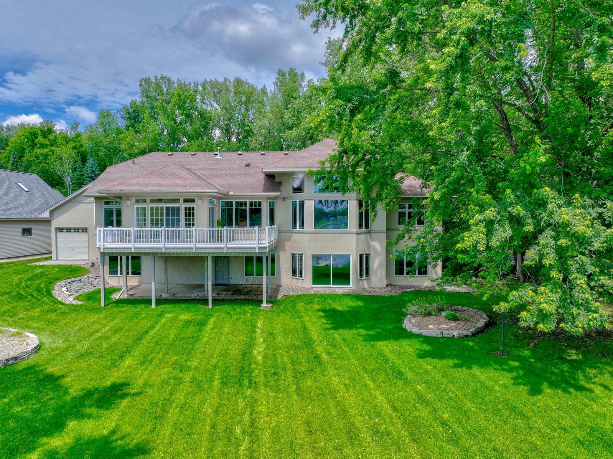 926 N Kohlman Lane  Maplewood MN 55109 photo