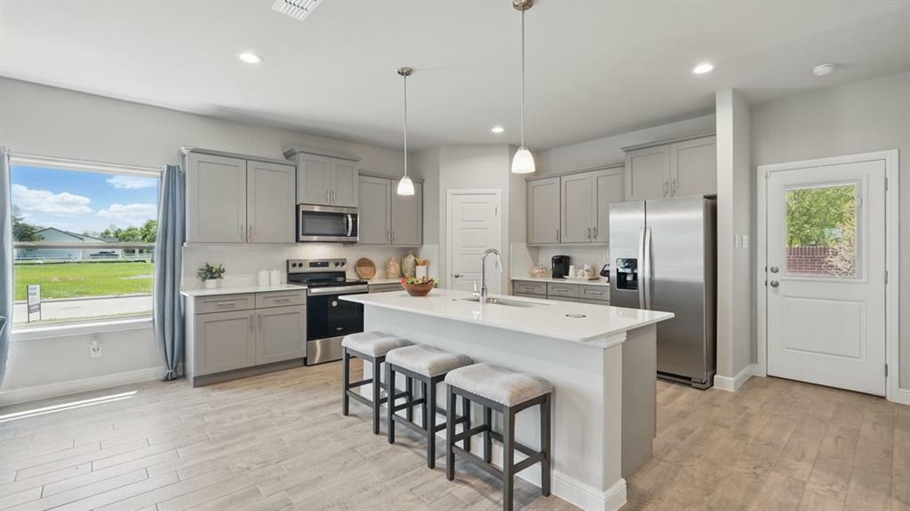 Property Photo: 1500 Washington Street TX 76063