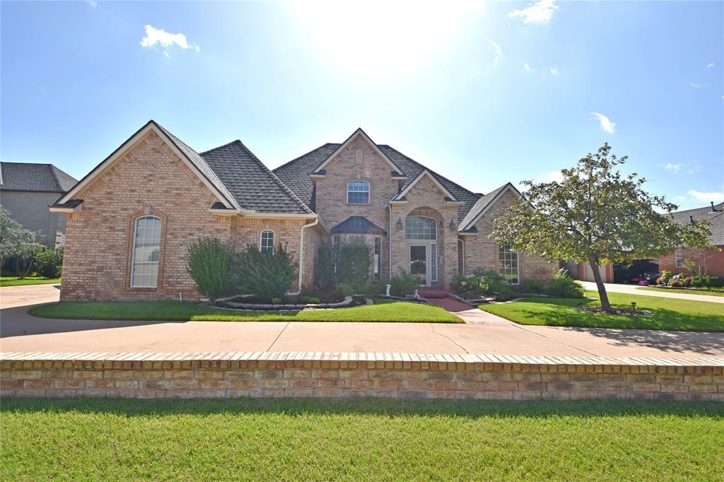 Property Photo: 12608 Redstone Court OK 73142