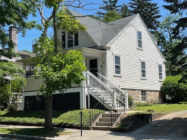 Property Photo:  89 Green Street  MA 02719 